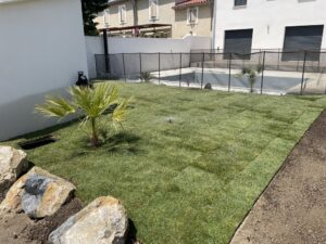 Pose de 60 m2 de Gazon en plaque sur Chateaurenard